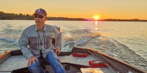 STAGE PERFORMANCE / FISH AND TRIP